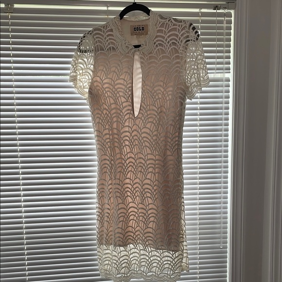 Stone Cold Fox Cream Lace Dress - Picture 2 of 5